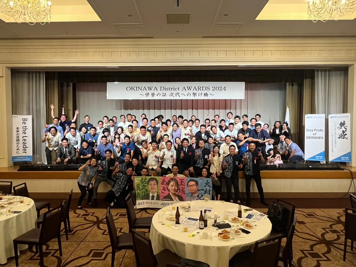 Sen hồng cánh cong duyên dáng để vẽ hoa sen
